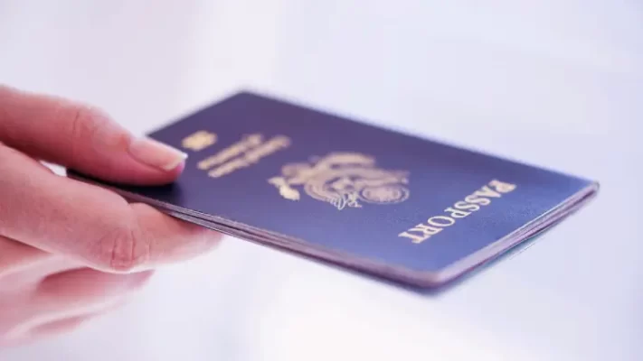 مدارک لازم برای تمدید پاسپورت